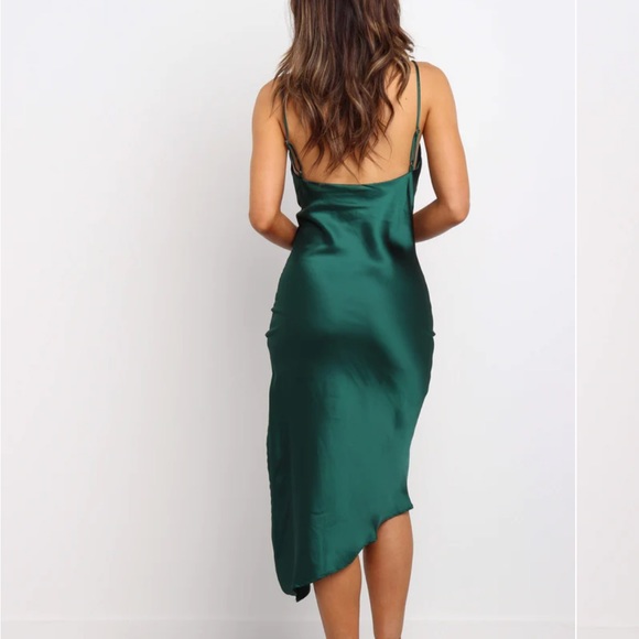 Petal and Pup Cyprus NWT - Size 2 - Picture 2 of 3